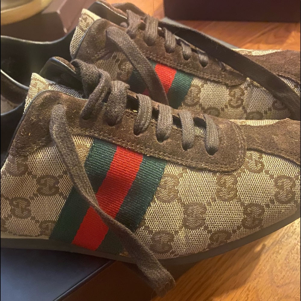 Authentic Gucci Women’s Sneakers Size 8 In Good Condition